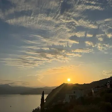 L'angolo Sul Mare - Residenza A Apartman